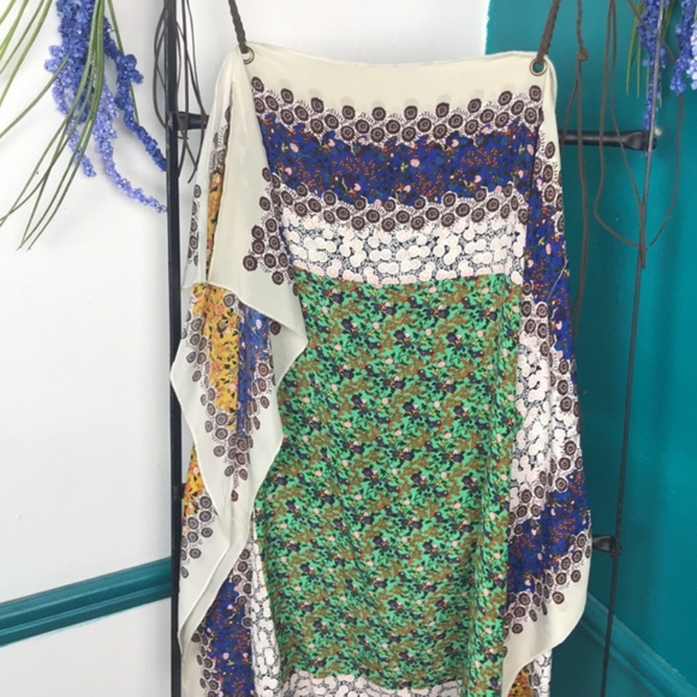 Forever 21 free style print dress with braid ties - Picture 2 of 10
